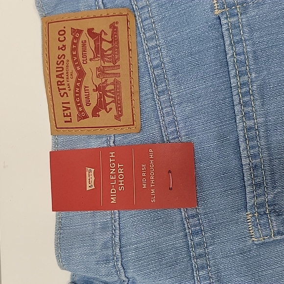 Levi's NWT shorts size 27 - Picture 3 of 8